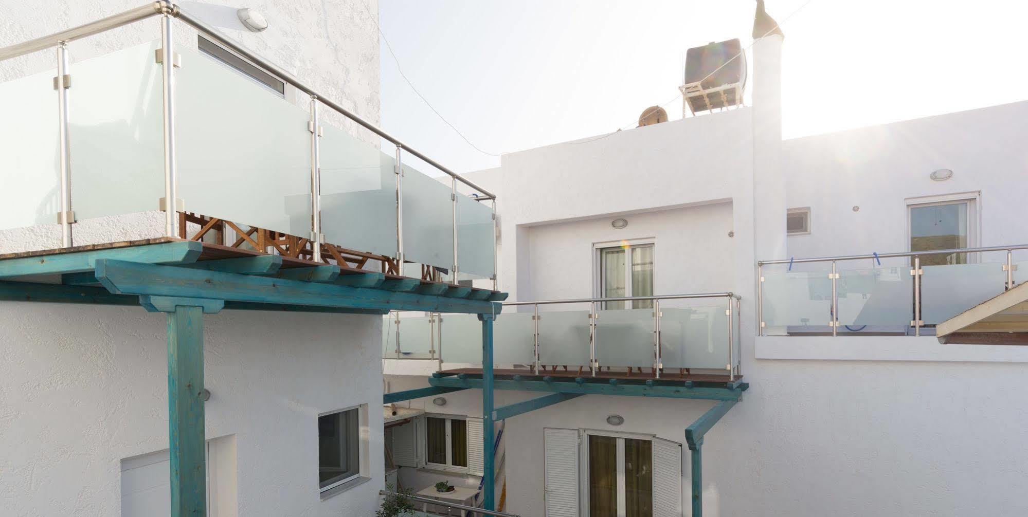 Socrates Apartmens & Restaurant Milatos