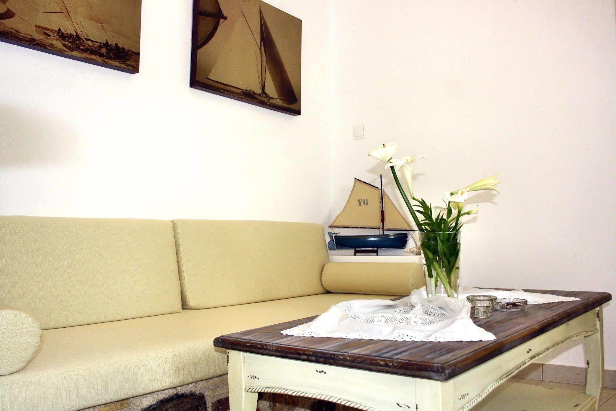 Mariakis Luxury *