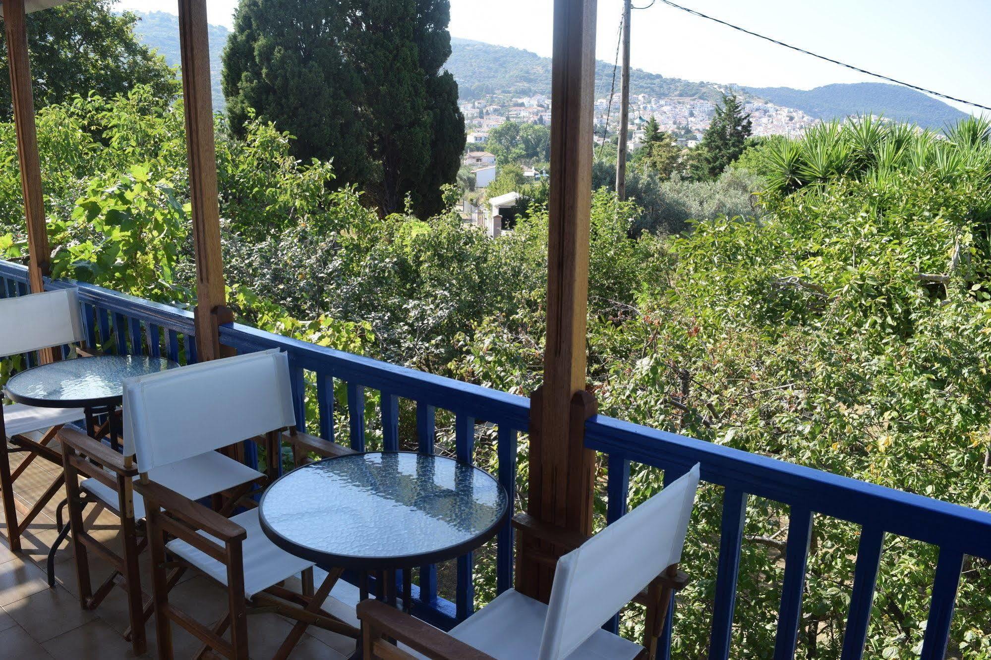 Rastoni Skopelos Town