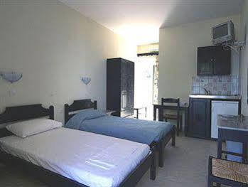 Ammos Stegna Apartment *