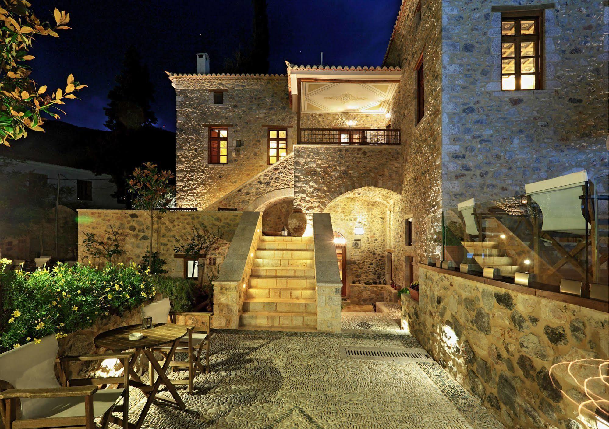 Archontiko Chioti 4* Leonidio