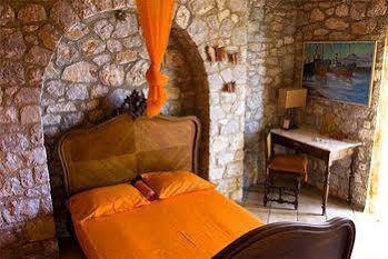 Aoritis Villas * Lampini