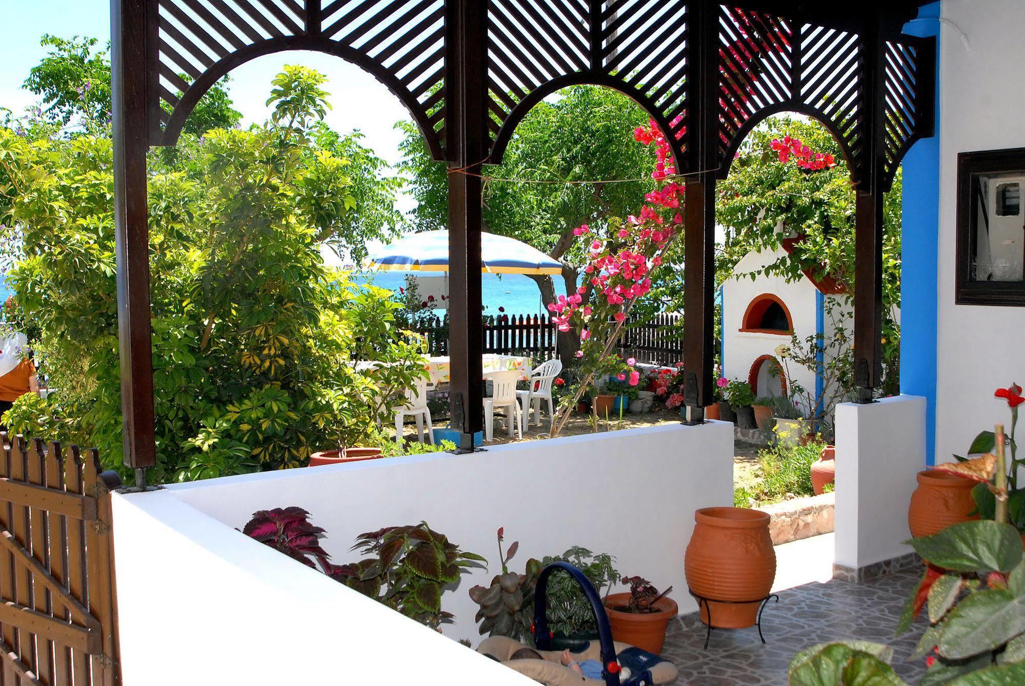 Stegna Ilion 3* Rhodes City