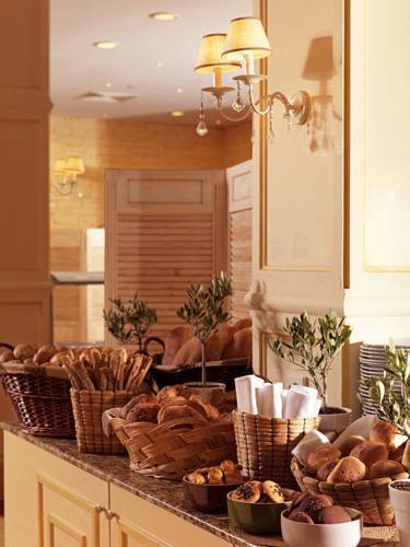 Hotel Gerakina Beach 3*