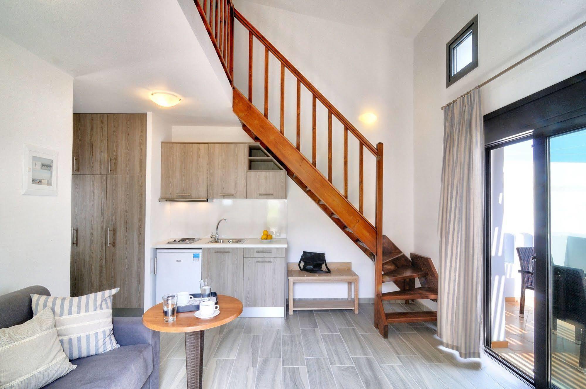Mare Apartment *