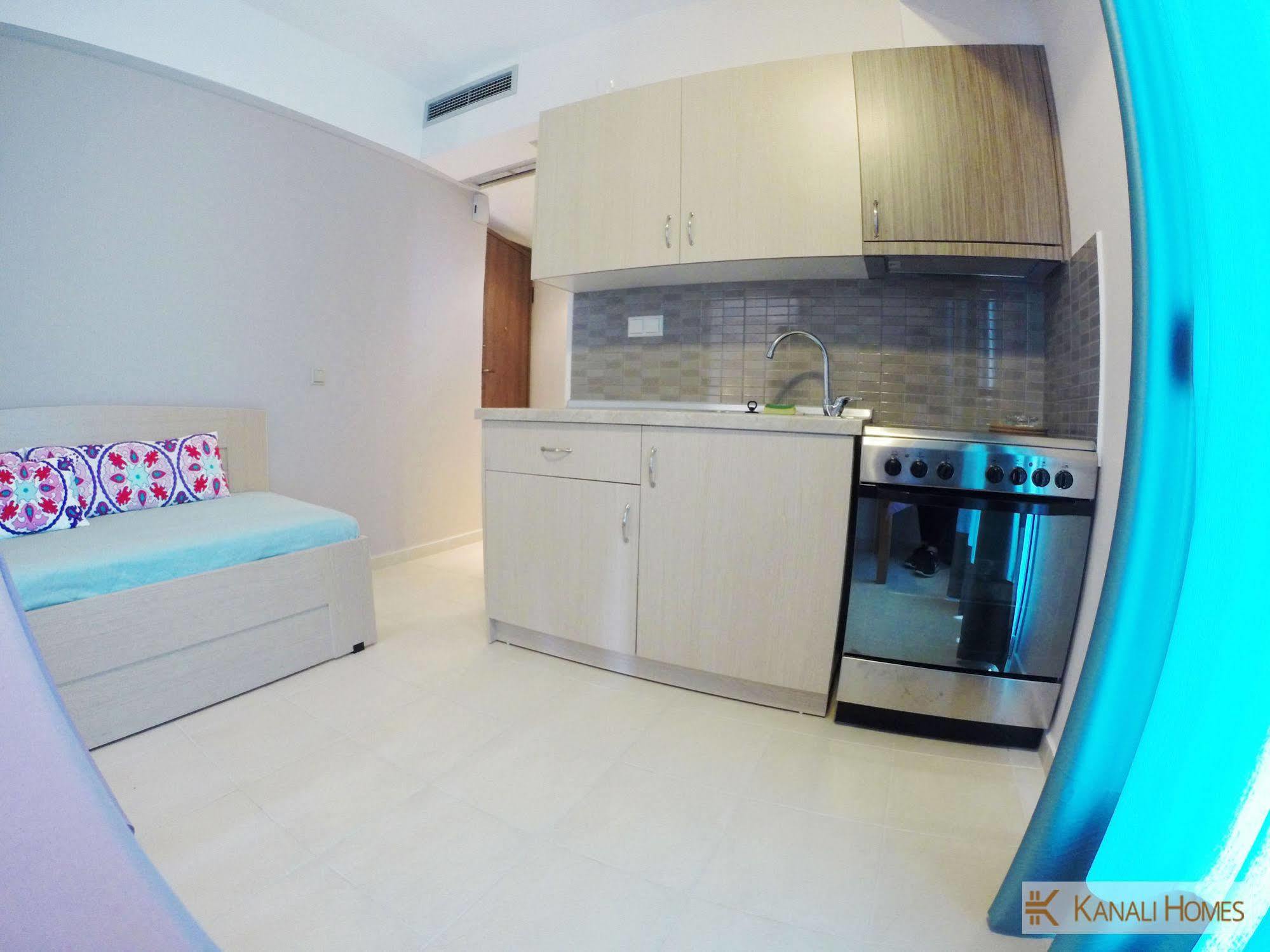 Apartment Homes *