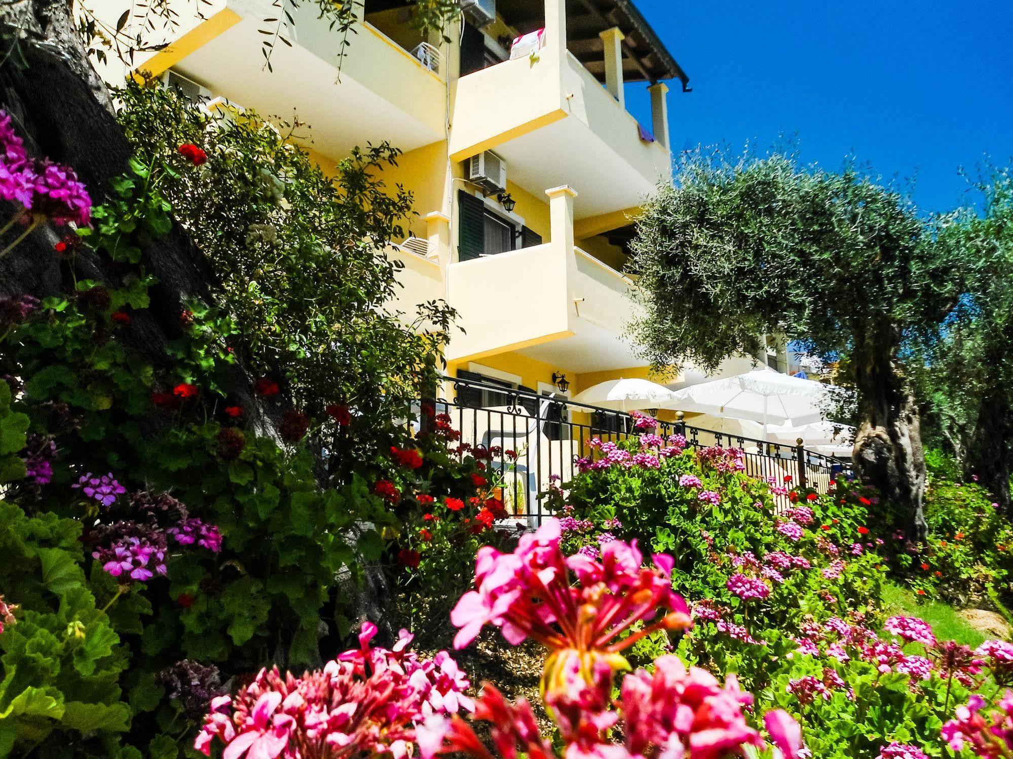 Hotel Nissaki Bay