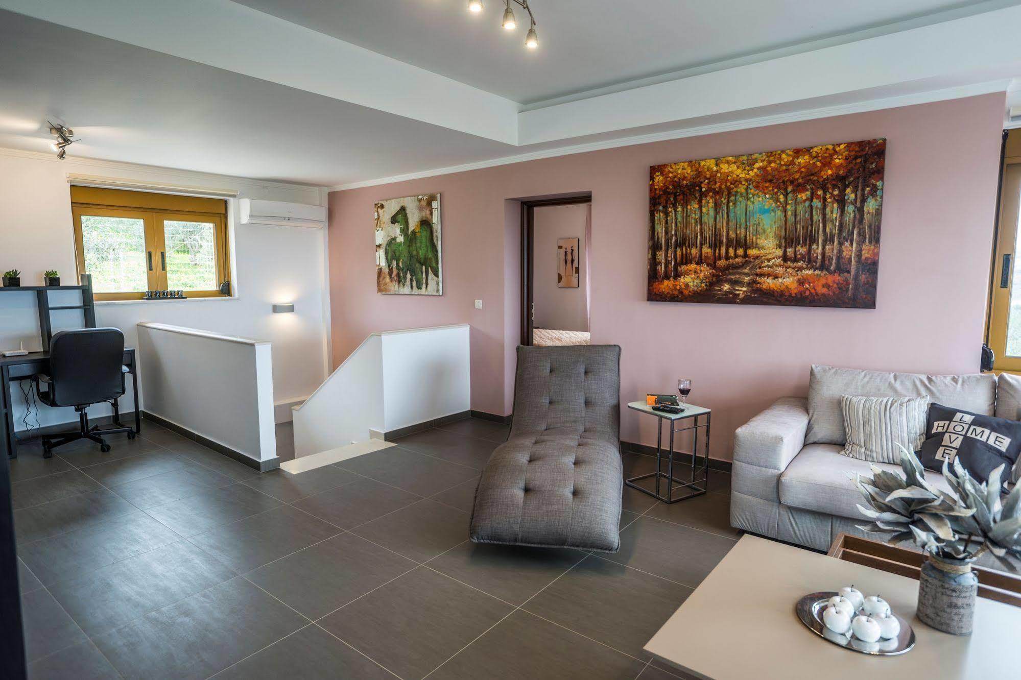 Villa Lady Dafni With Private Heated Pool Maleme (Crete)