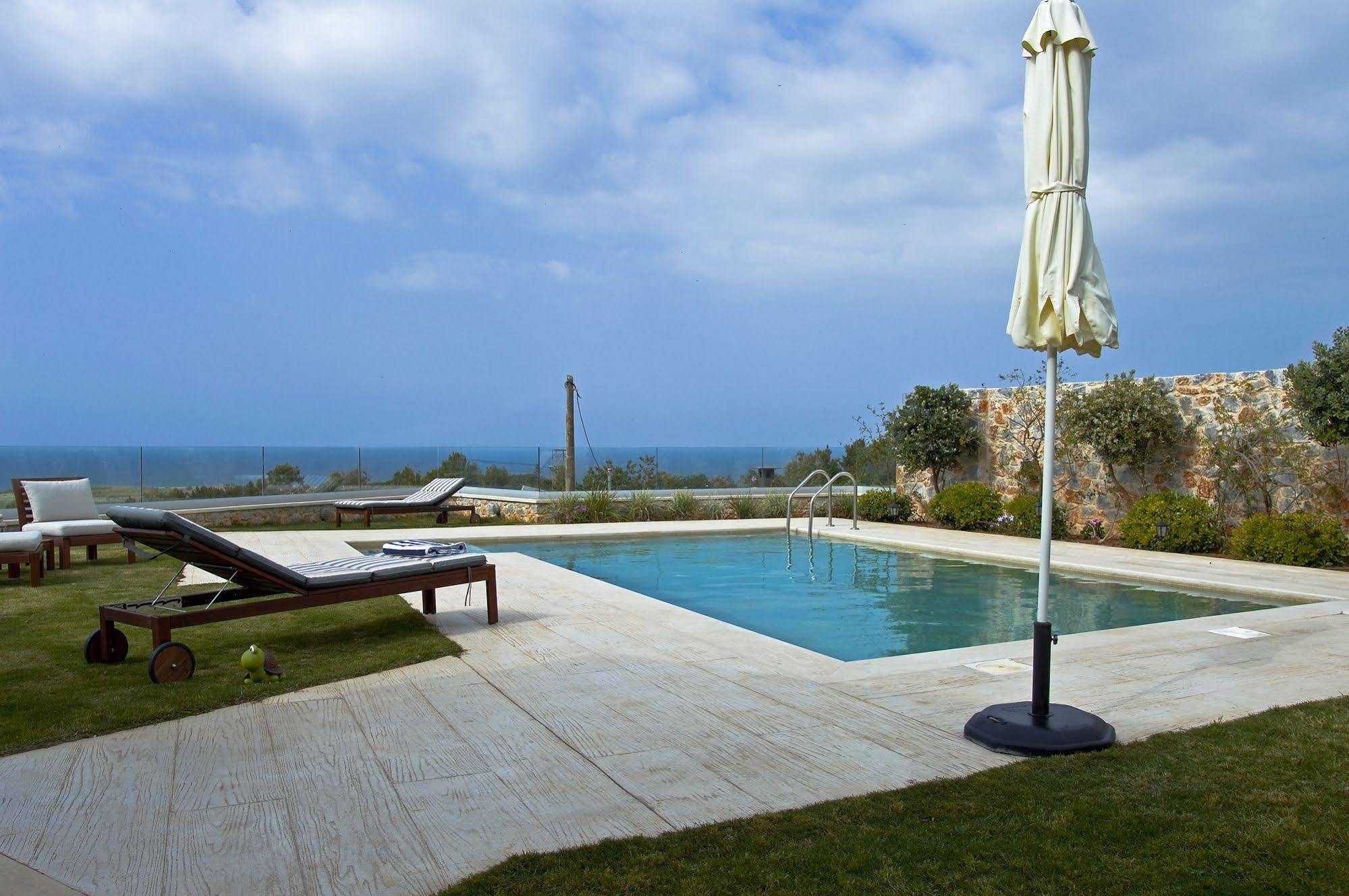 Lady Dafni With Private Heated Pool Villa