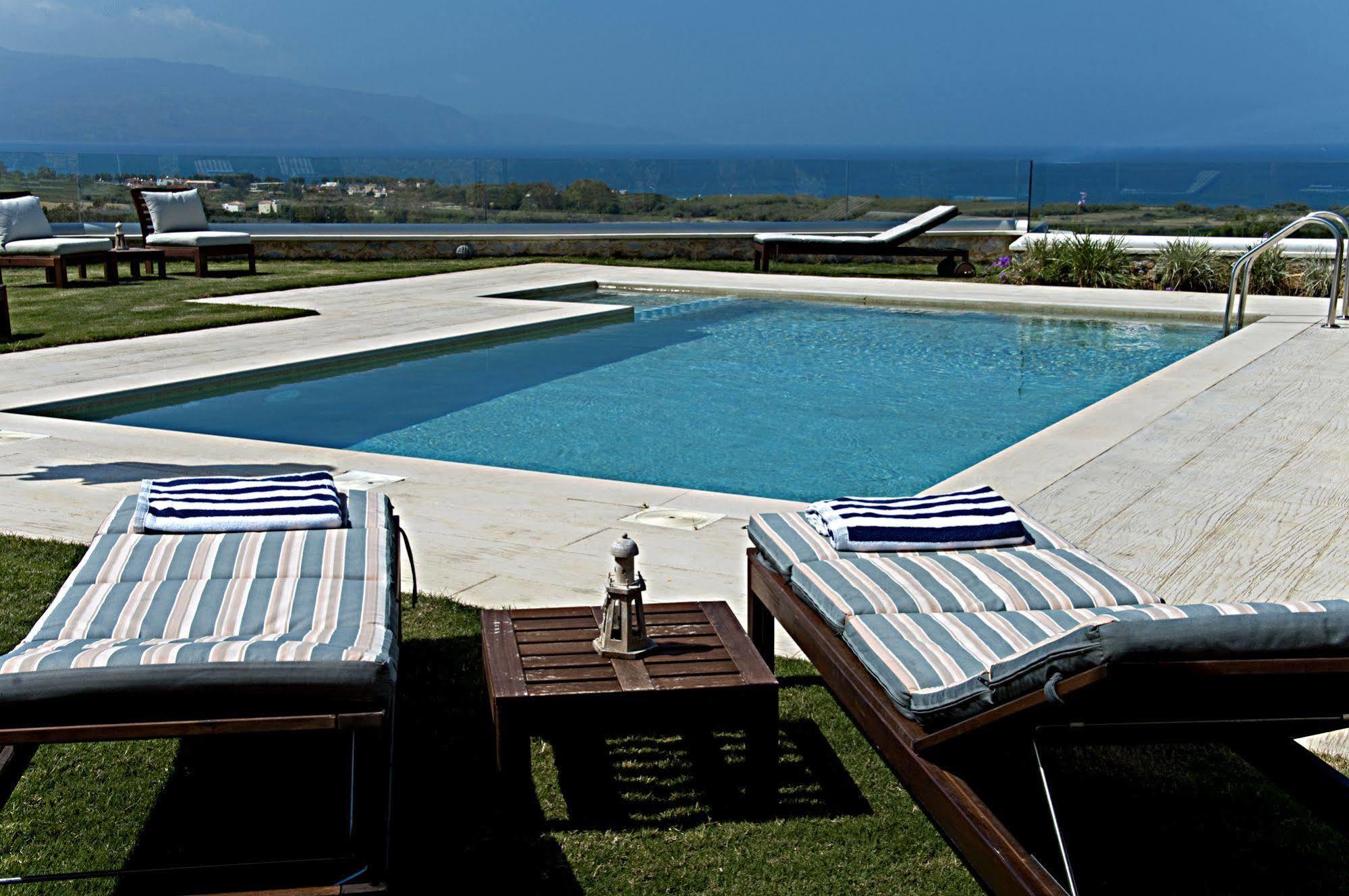 Villa Lady Dafni With Private Heated Pool