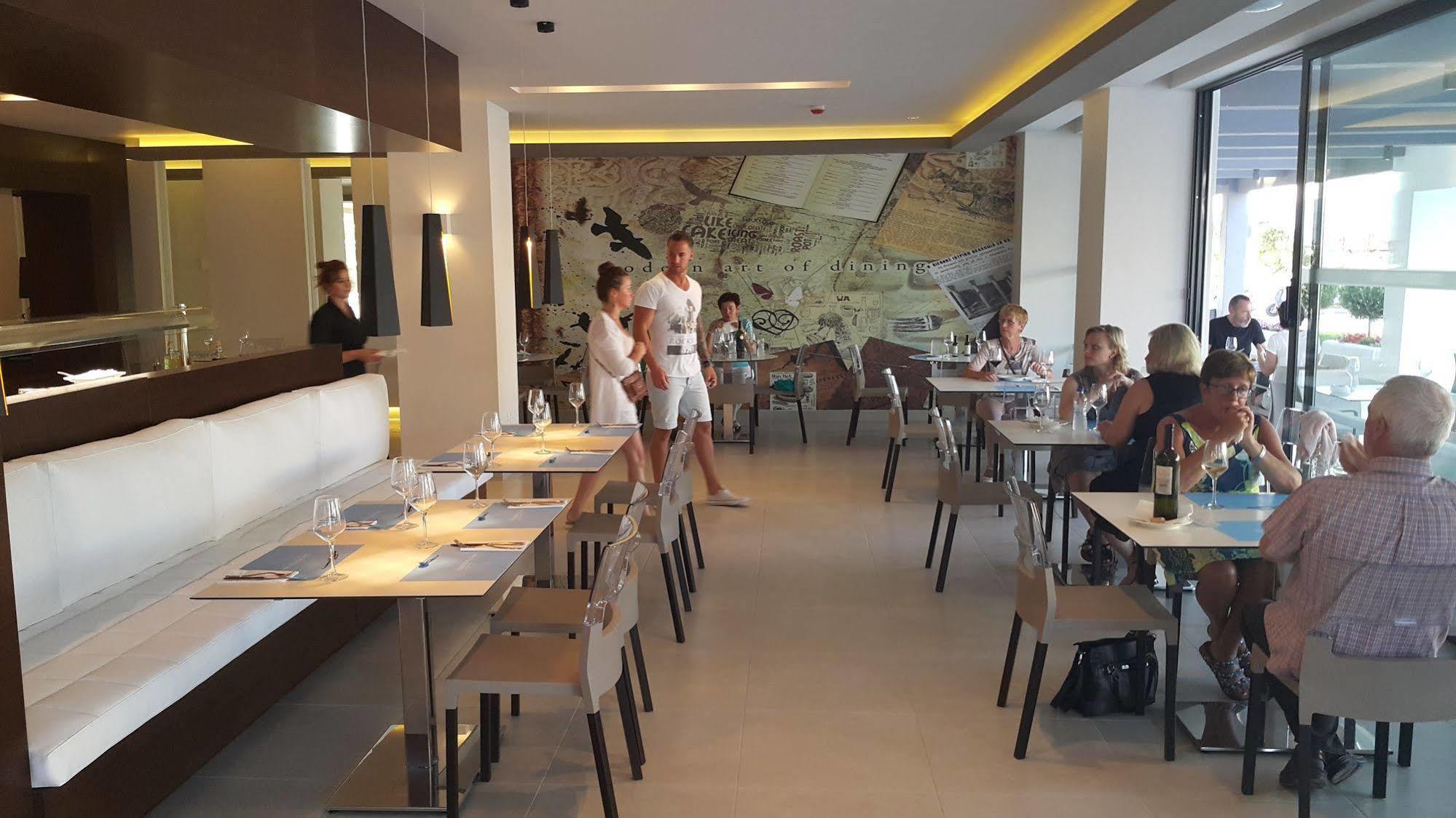 Hotel Cosmopolitan 4*