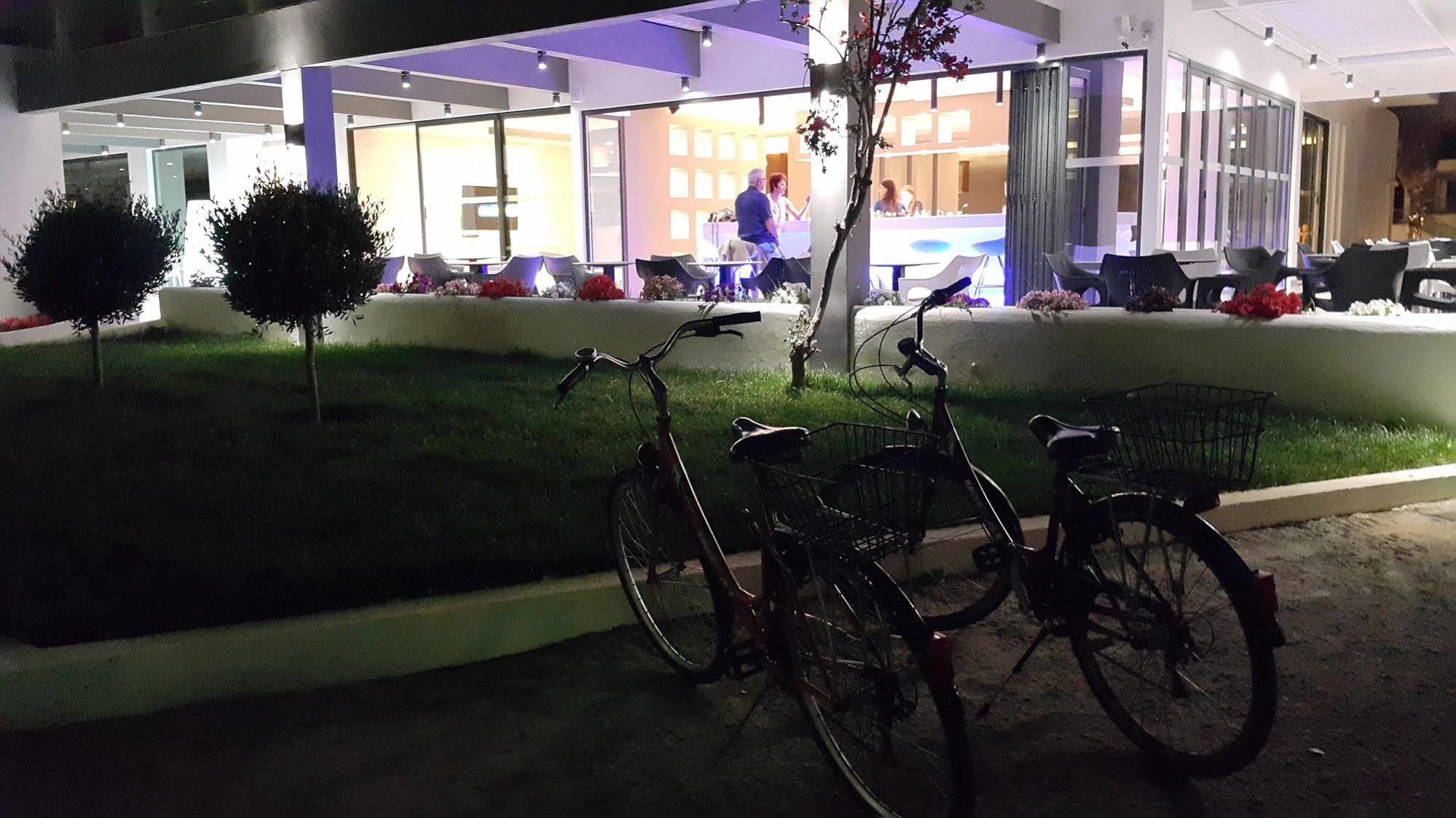 Hotel Cosmopolitan 4*