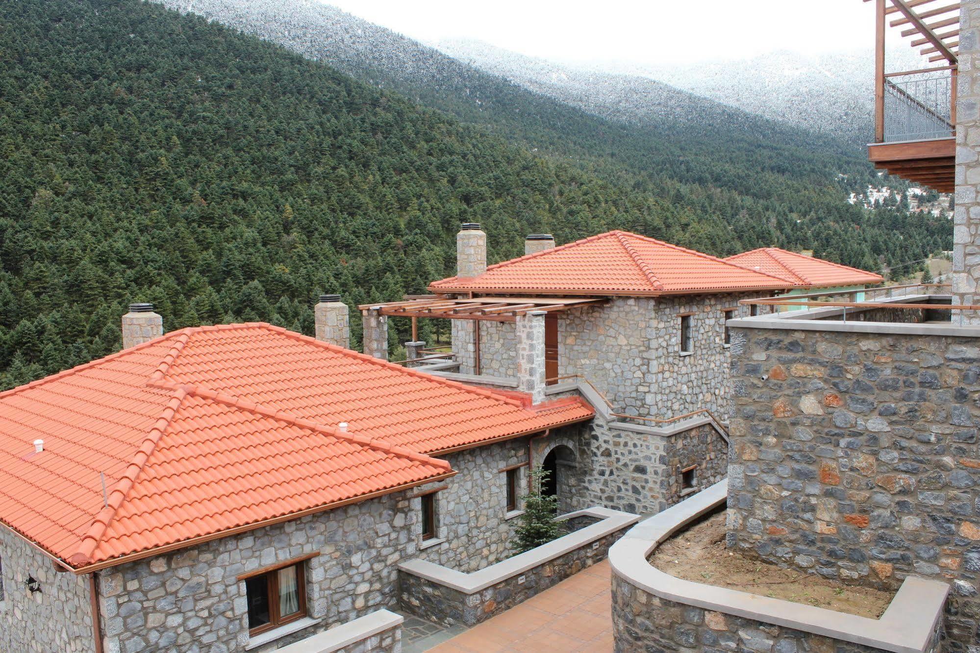 Nefeles Luxury Residences & Lounge Hotel 3*