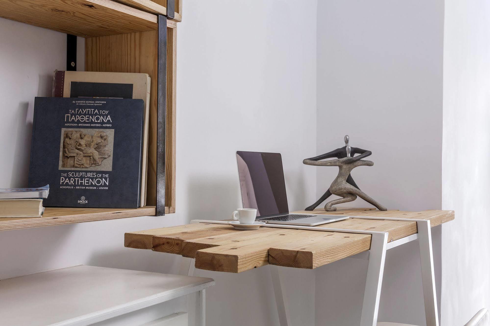 Loizos Stylish Residences Hotel 3*