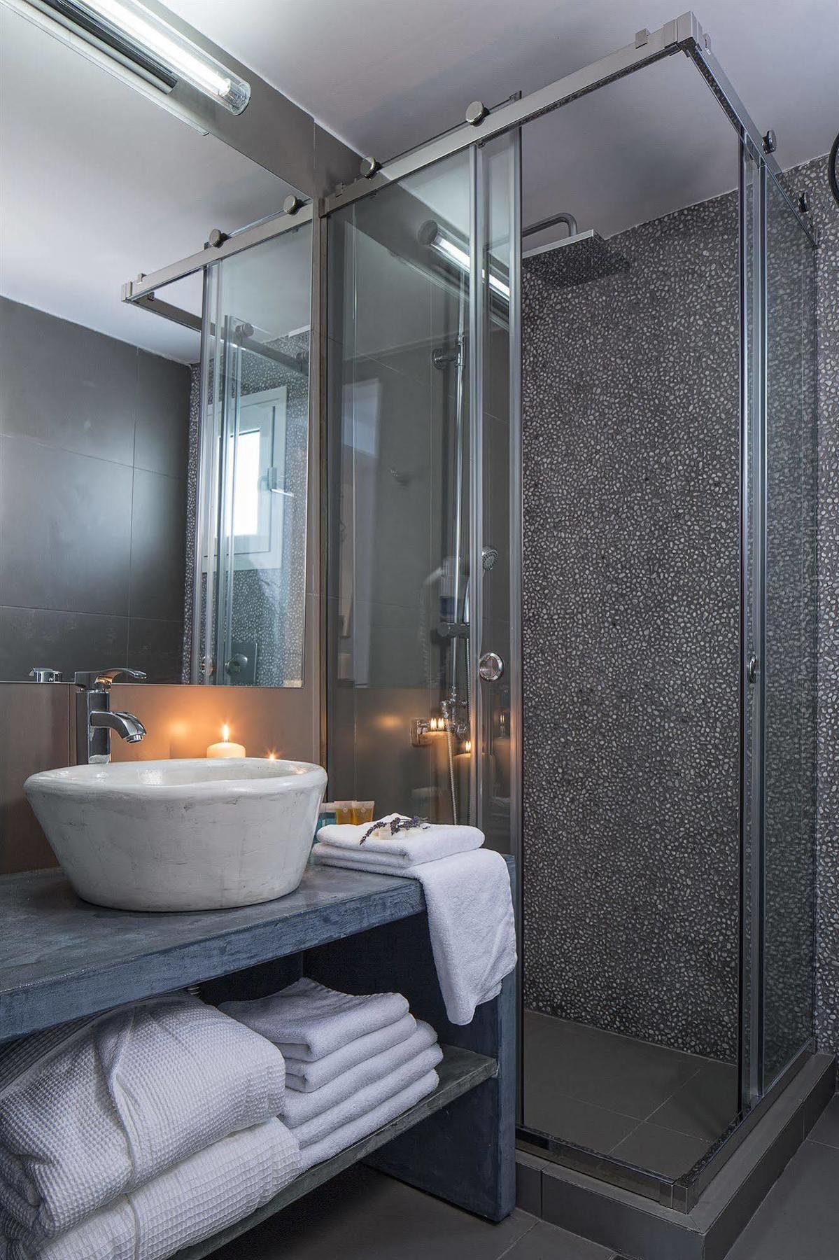 Hotel Loizos Stylish Residences Fira (Santorini)