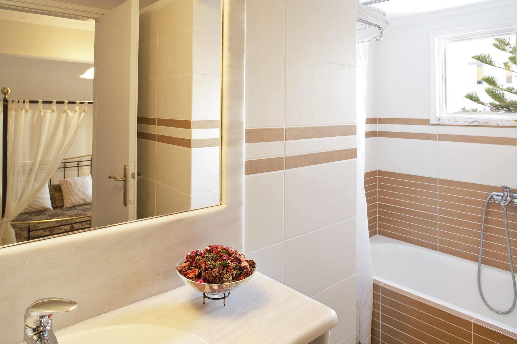 Hotel Loizos Stylish Residences