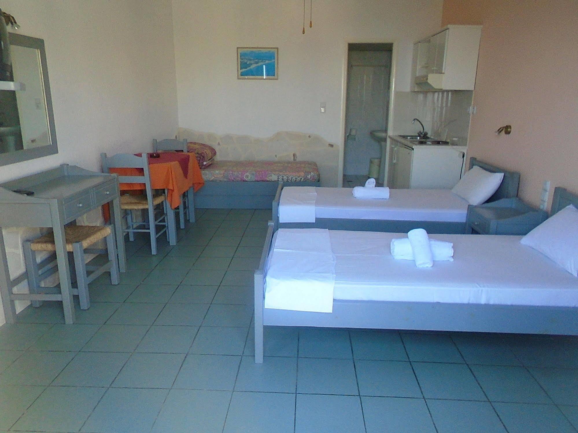 Hotel Irida 2*