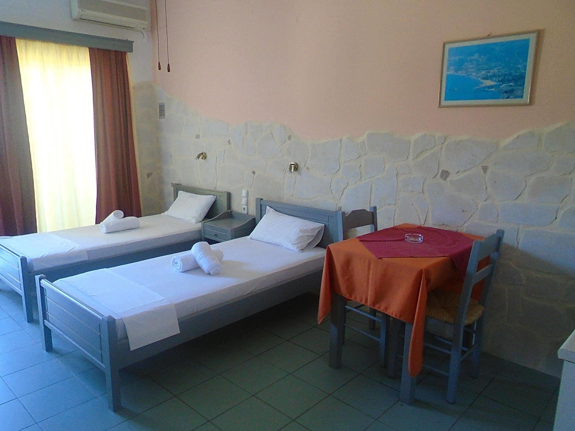 Irida Hotel