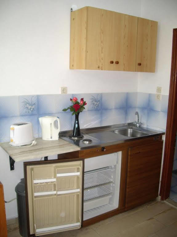 Kavos Fantasia Complex *