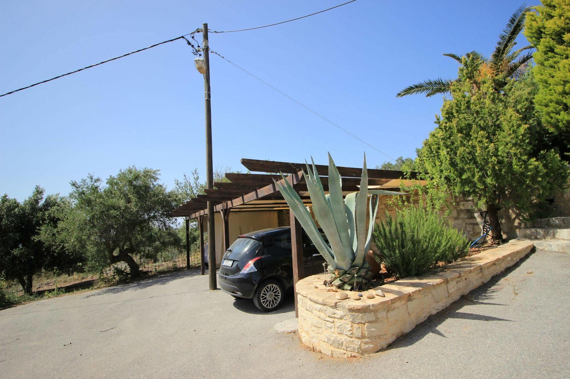Hotel Discrete Episkopi Koufi