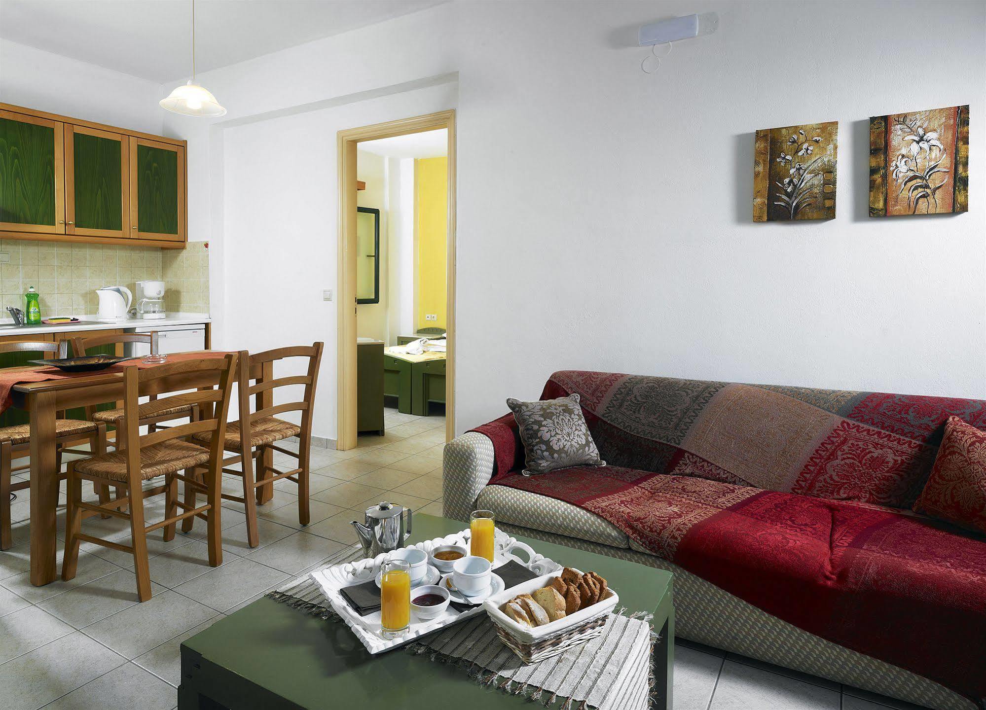 Erivolos & Ligaria (Crete)