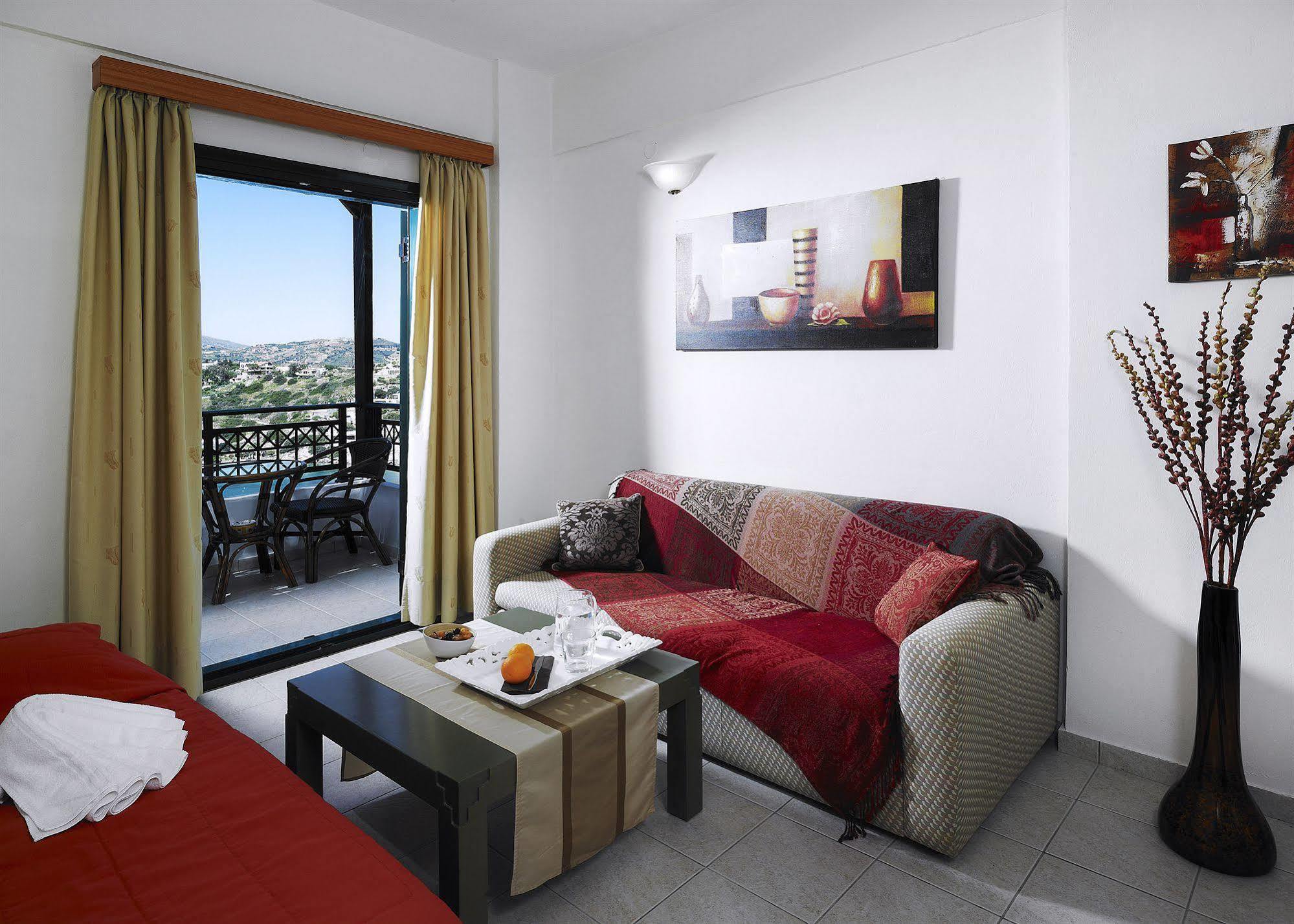 Apartment Erivolos & *