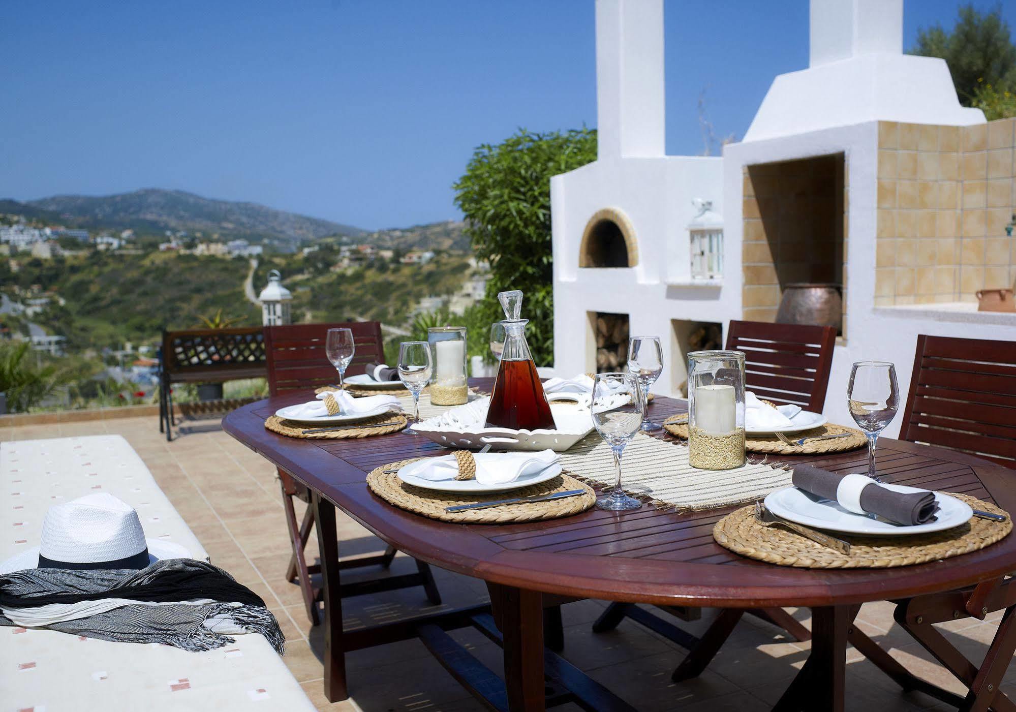 Apartment Erivolos &