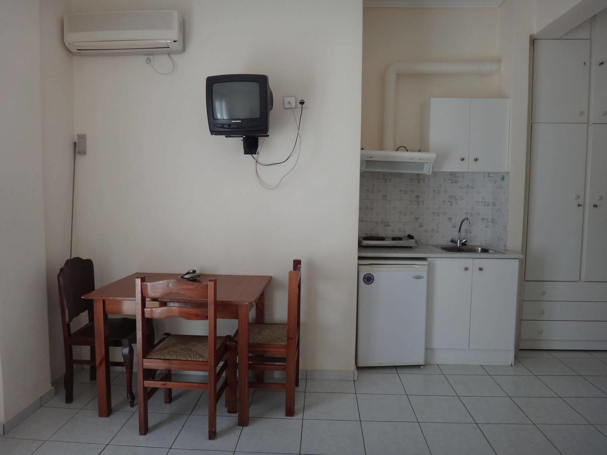 Aparthotel Dafni 3*