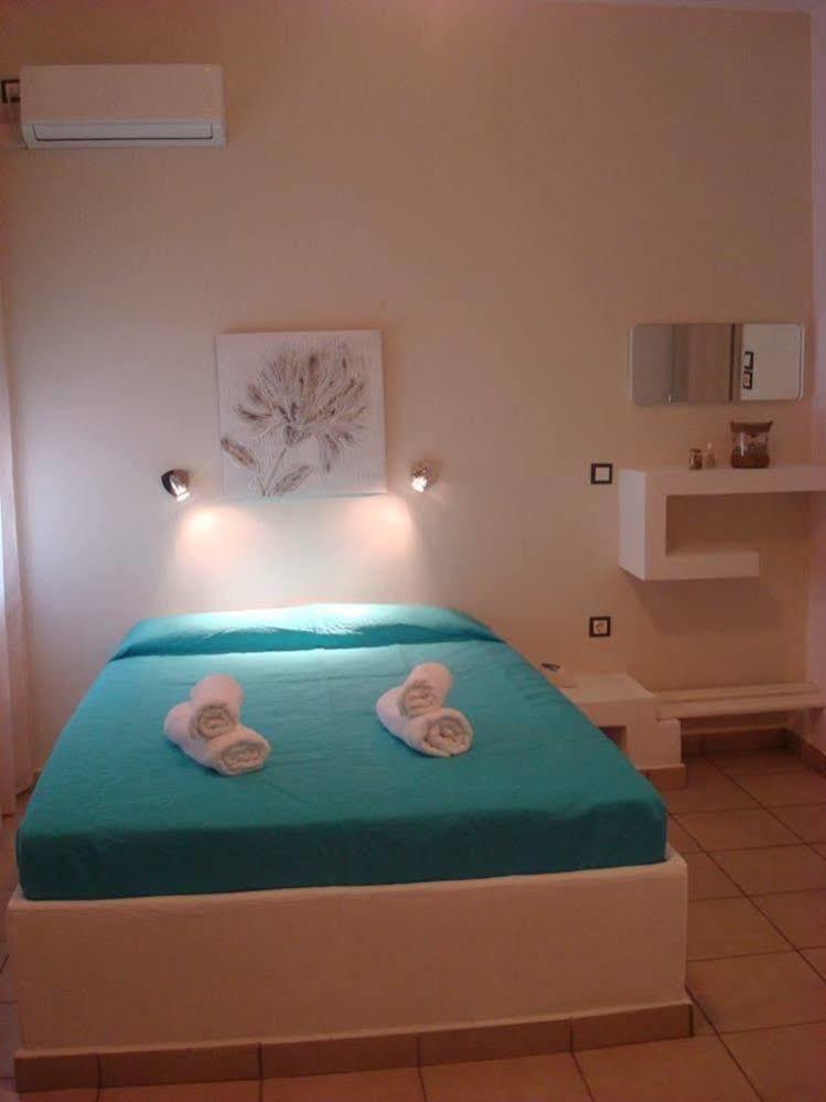 Smaragdi 3* Therma (Ikaria)