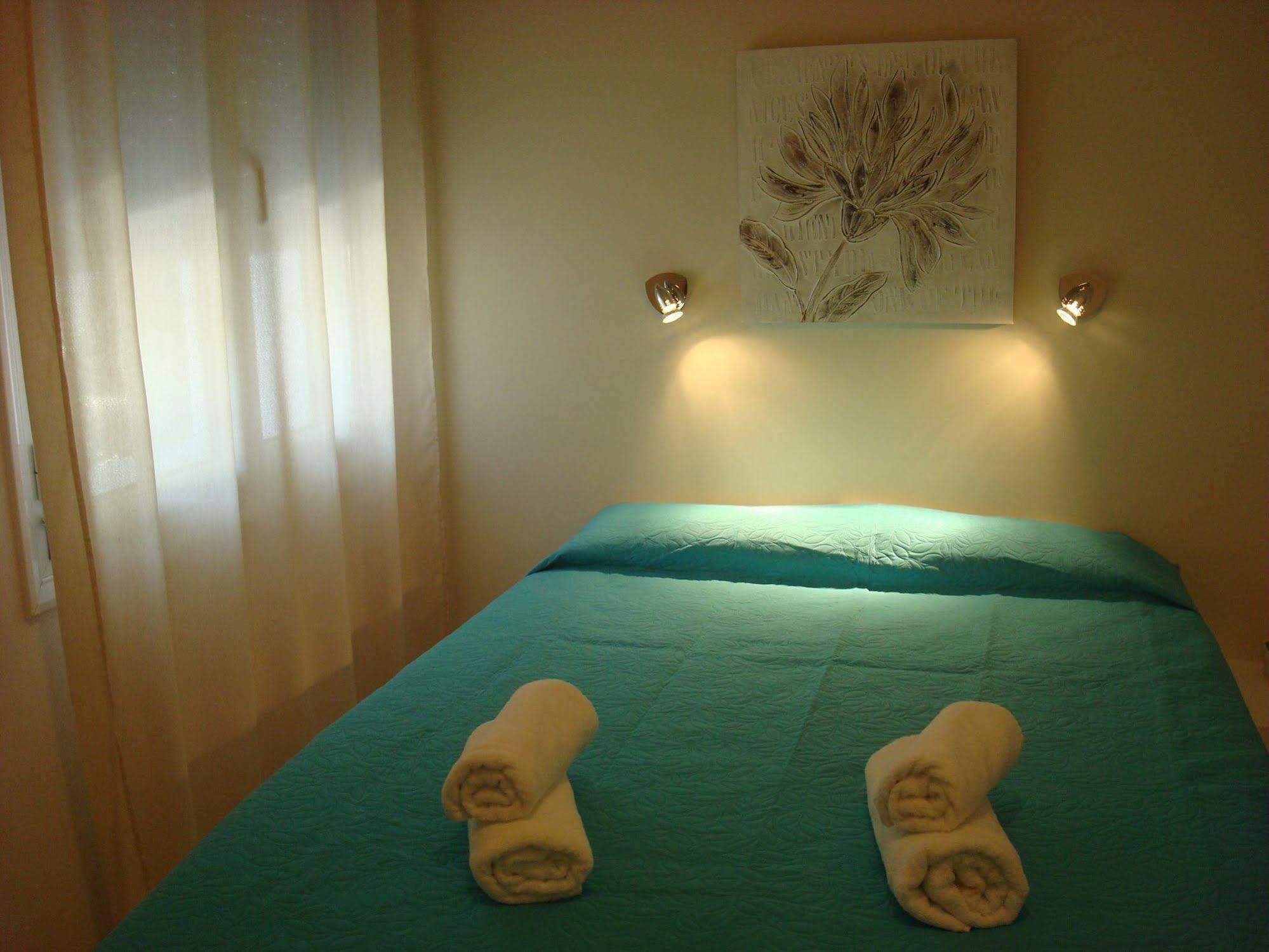 Smaragdi Hotel 3*