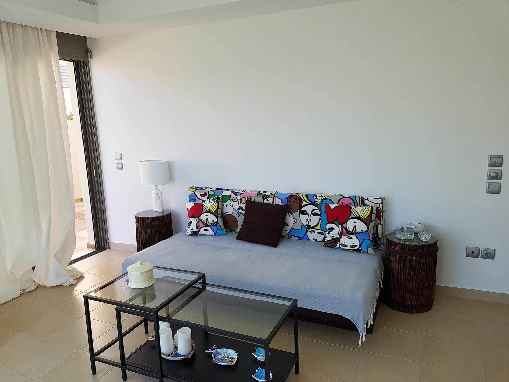 Apartment Rvg Rania House With Pool