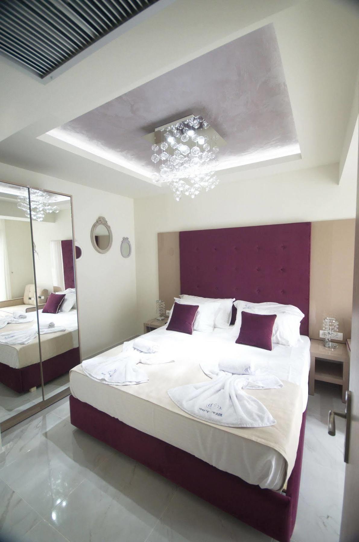White Pearl Luxury Pefkochori
