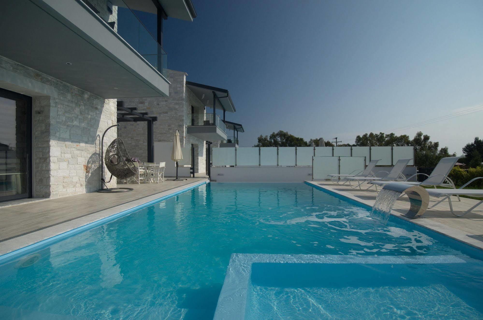 White Pearl Luxury Hotel Pefkochori