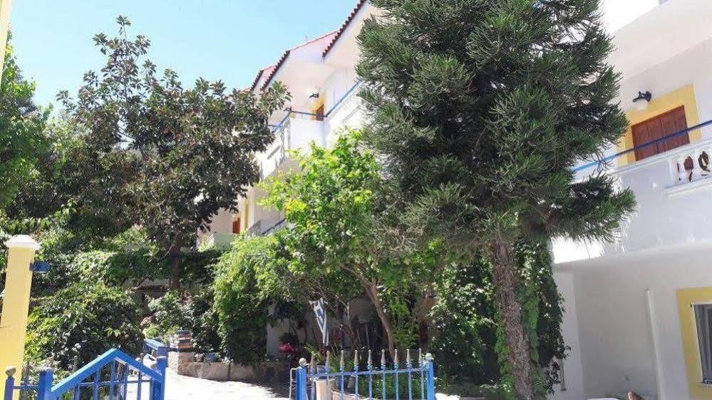 Zafiria * Agios Konstantinos (Samos)