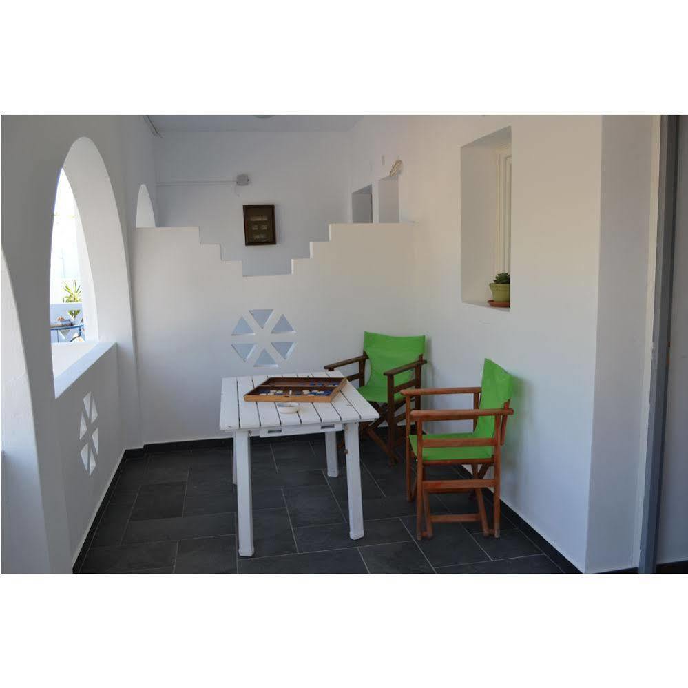 Kochylas Apartment Skyros