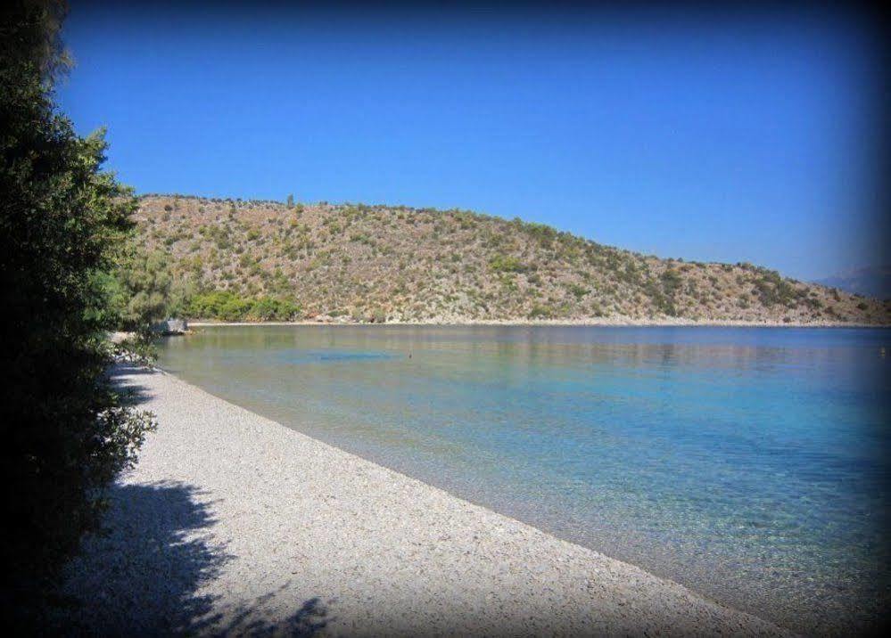Saronikos Residences * Corinth