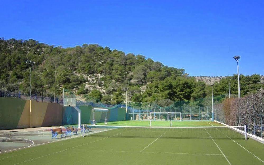 Saronikos Residences Holiday home *