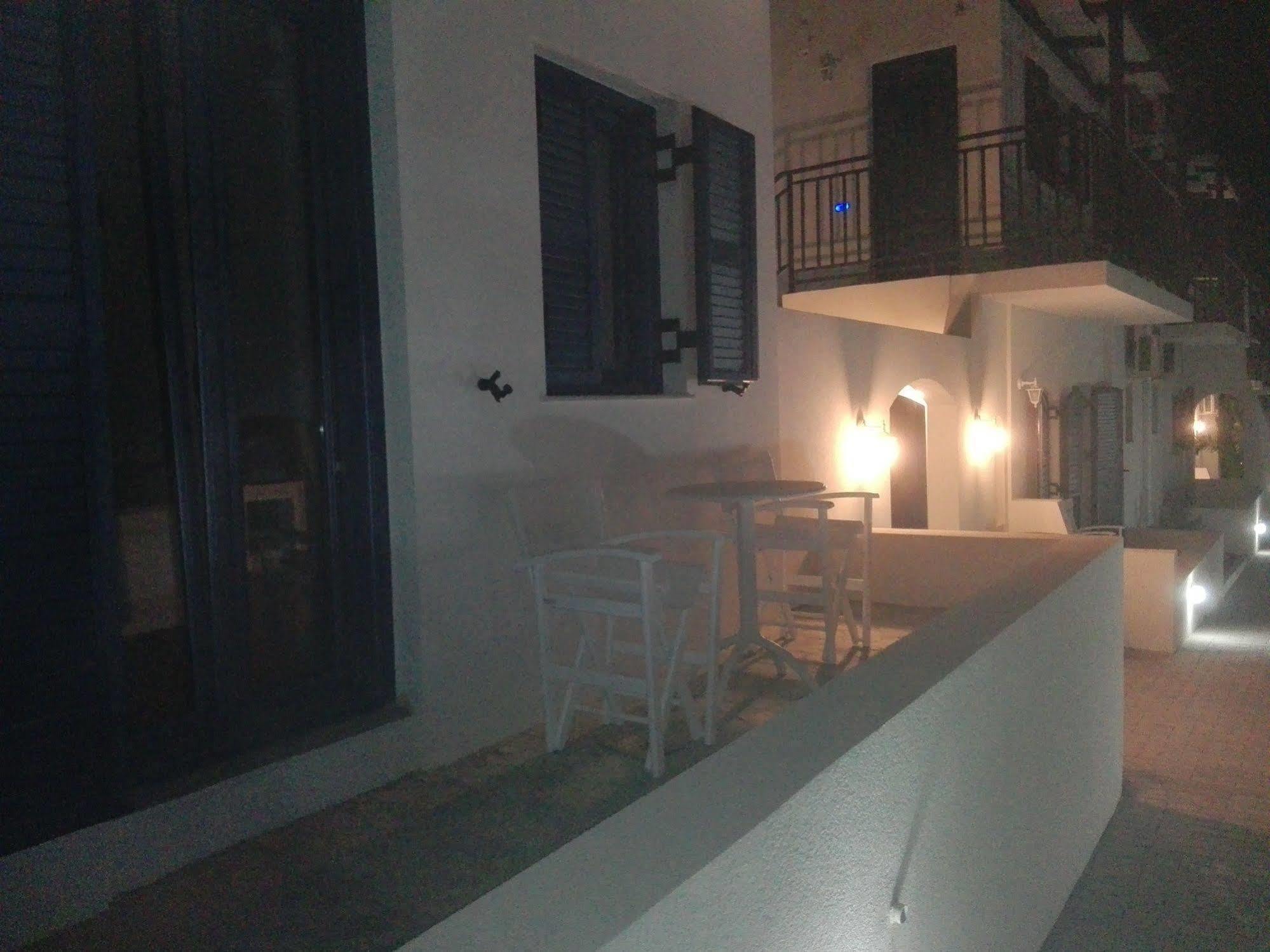 Hotel Okirroi