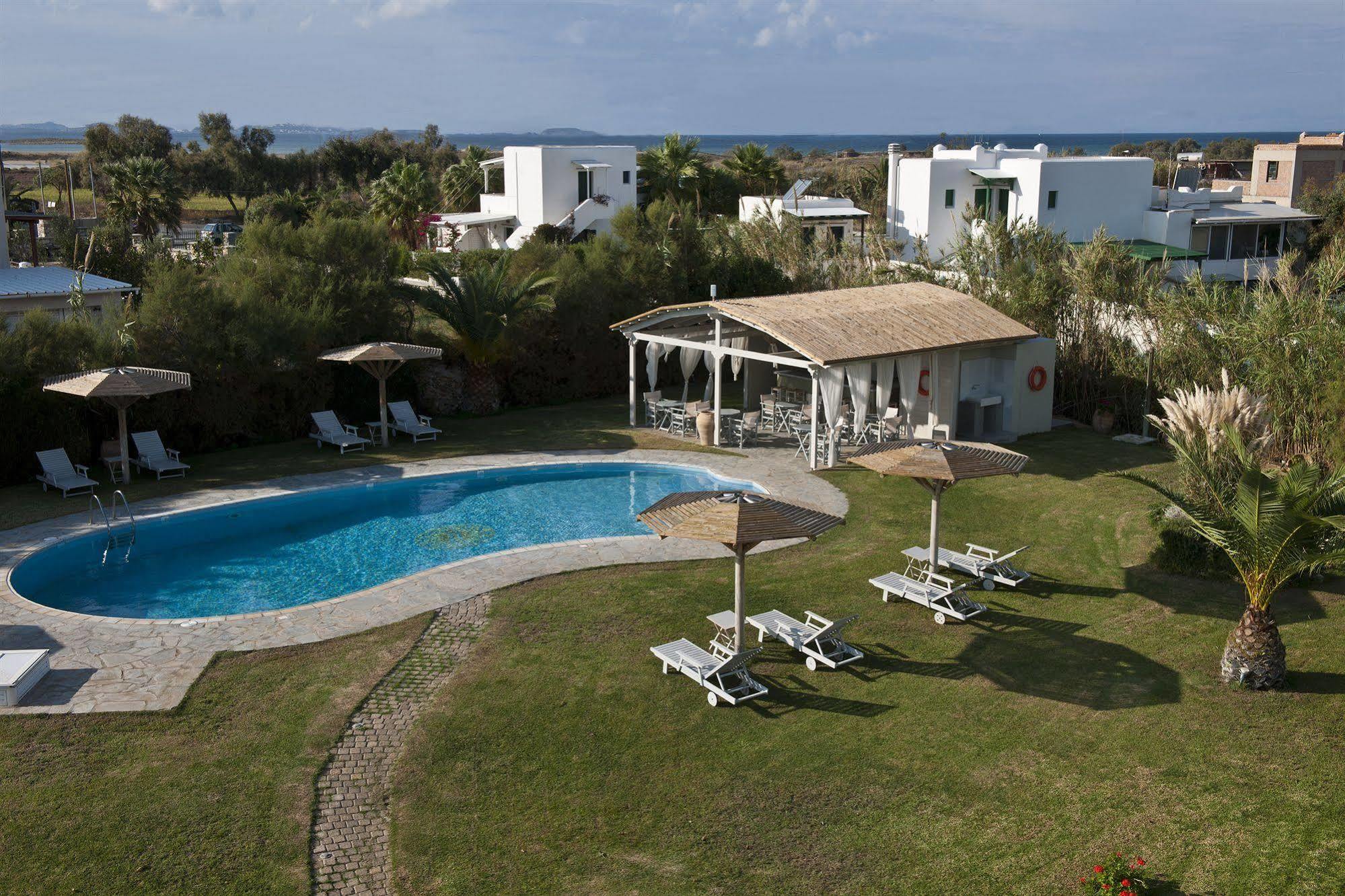 Ammos Naxos 3*