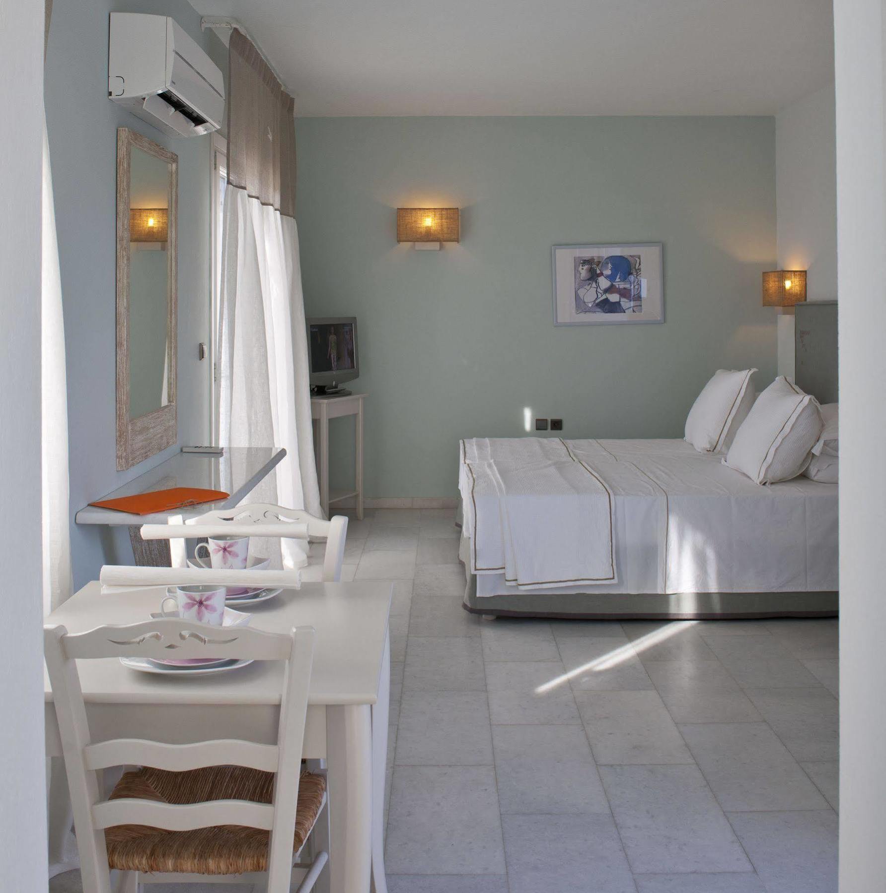Ammos Naxos 3*