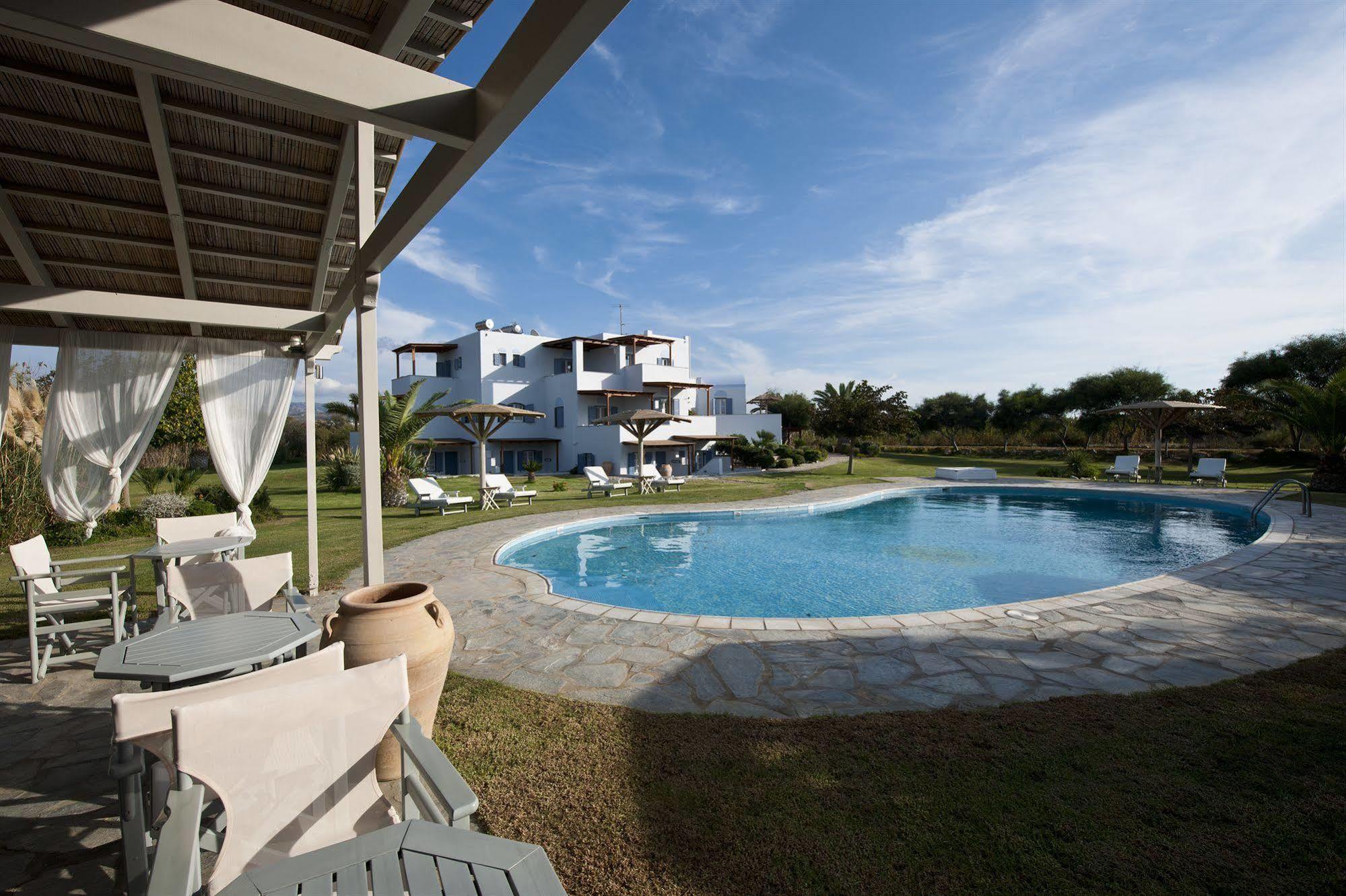 Ammos Naxos Hotel