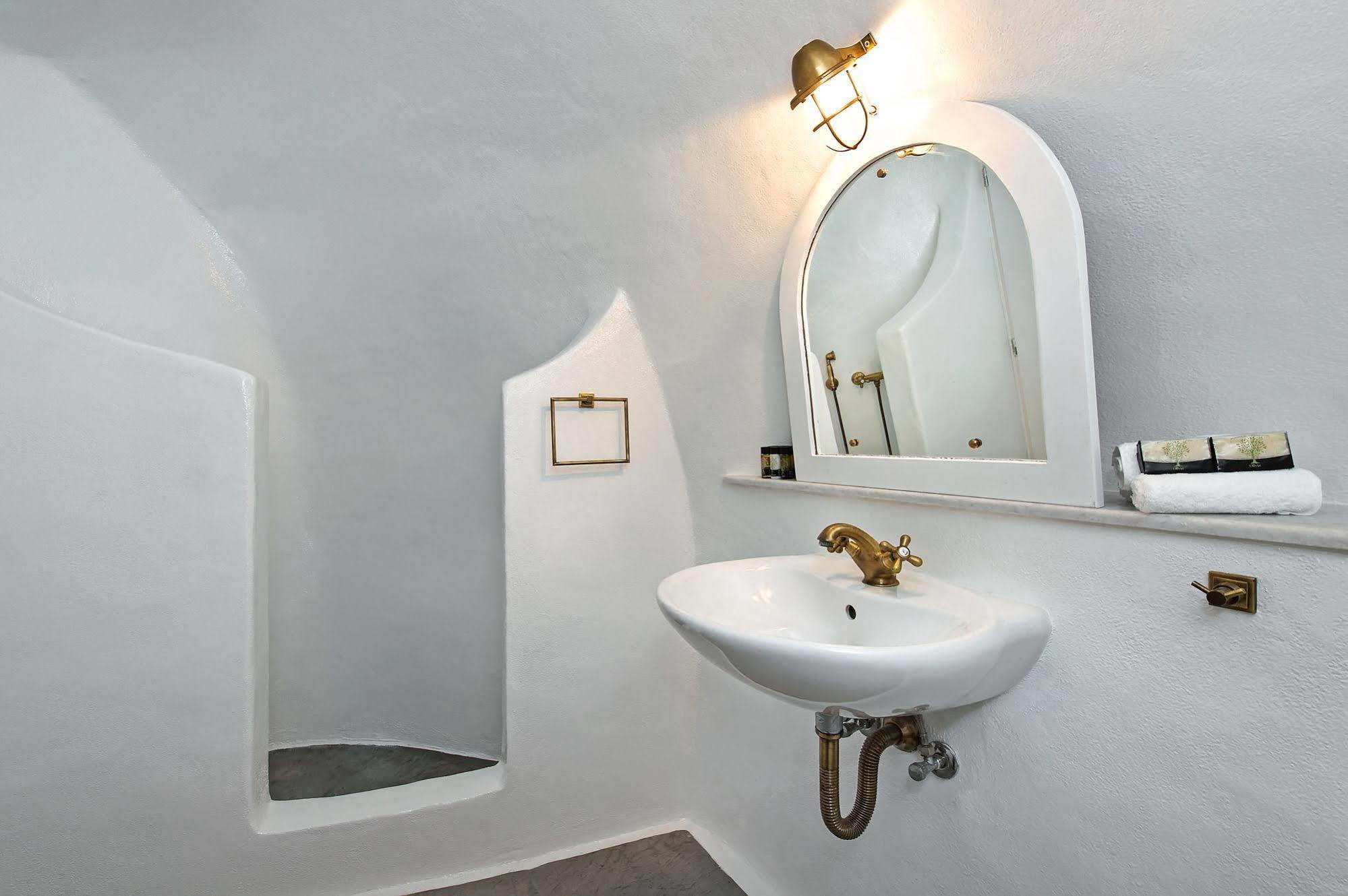 Apartment Revelis & Canava *