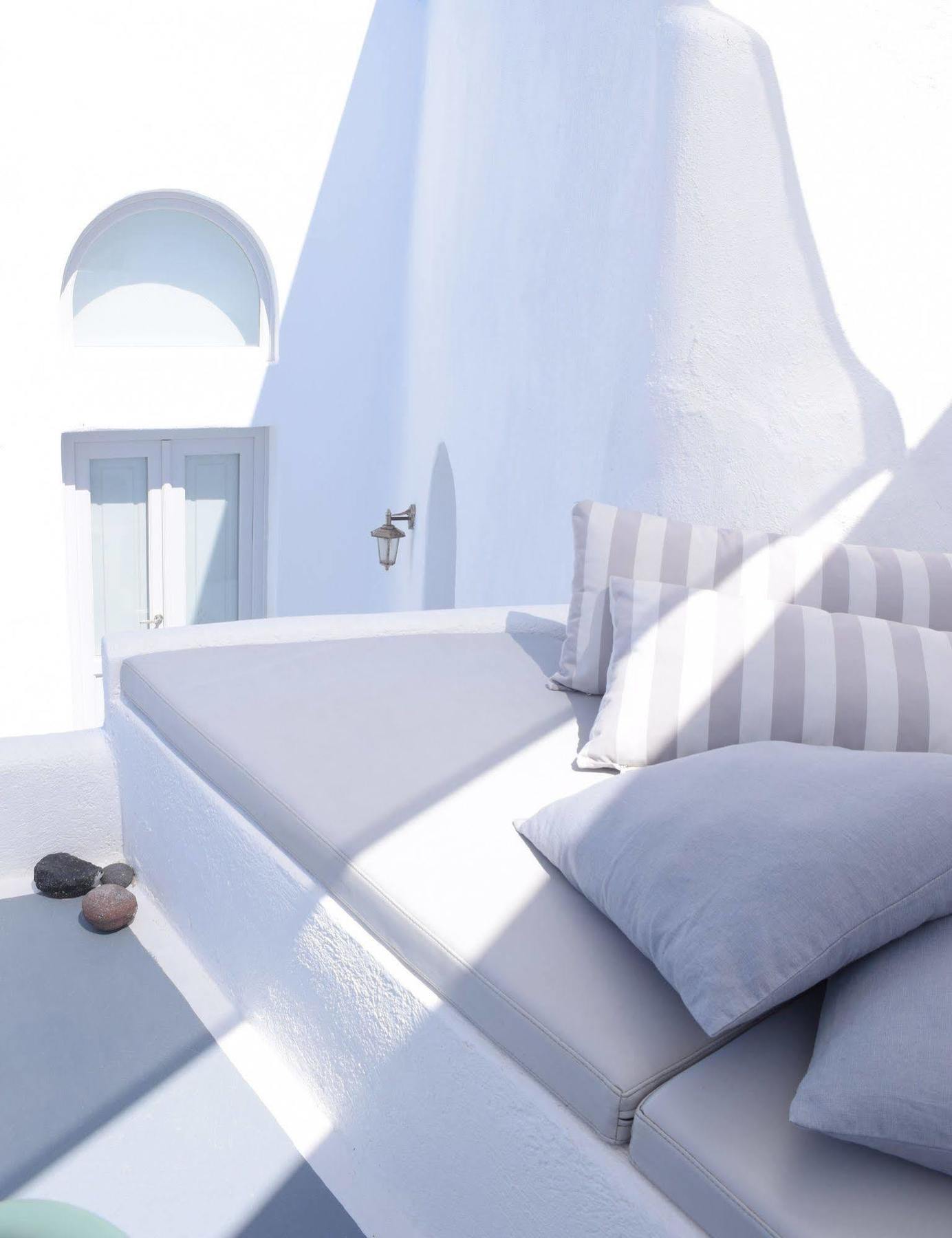 Revelis & Canava * Fira (Santorini)