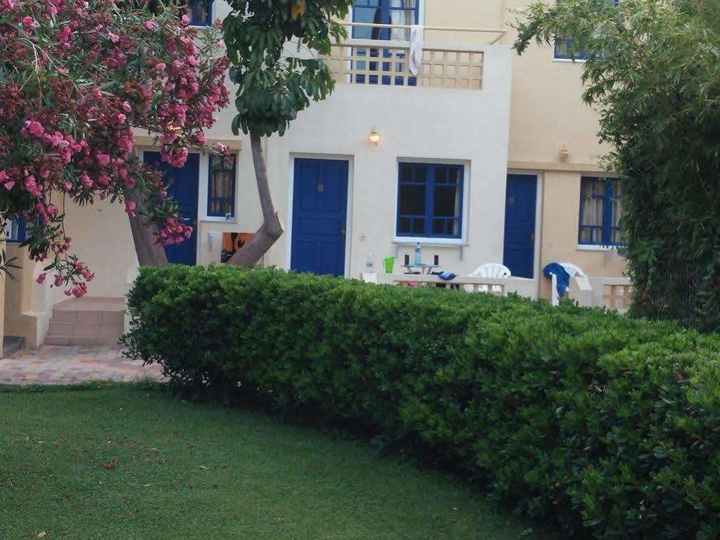 Blue Sky Apartments * Malia (Crete)