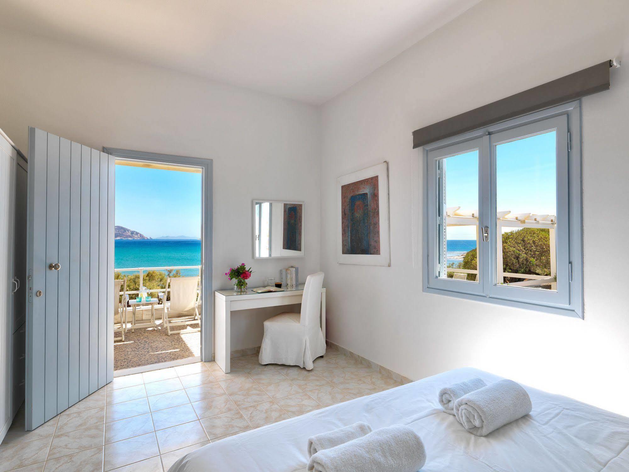 Hotel Bonatsa Beach House