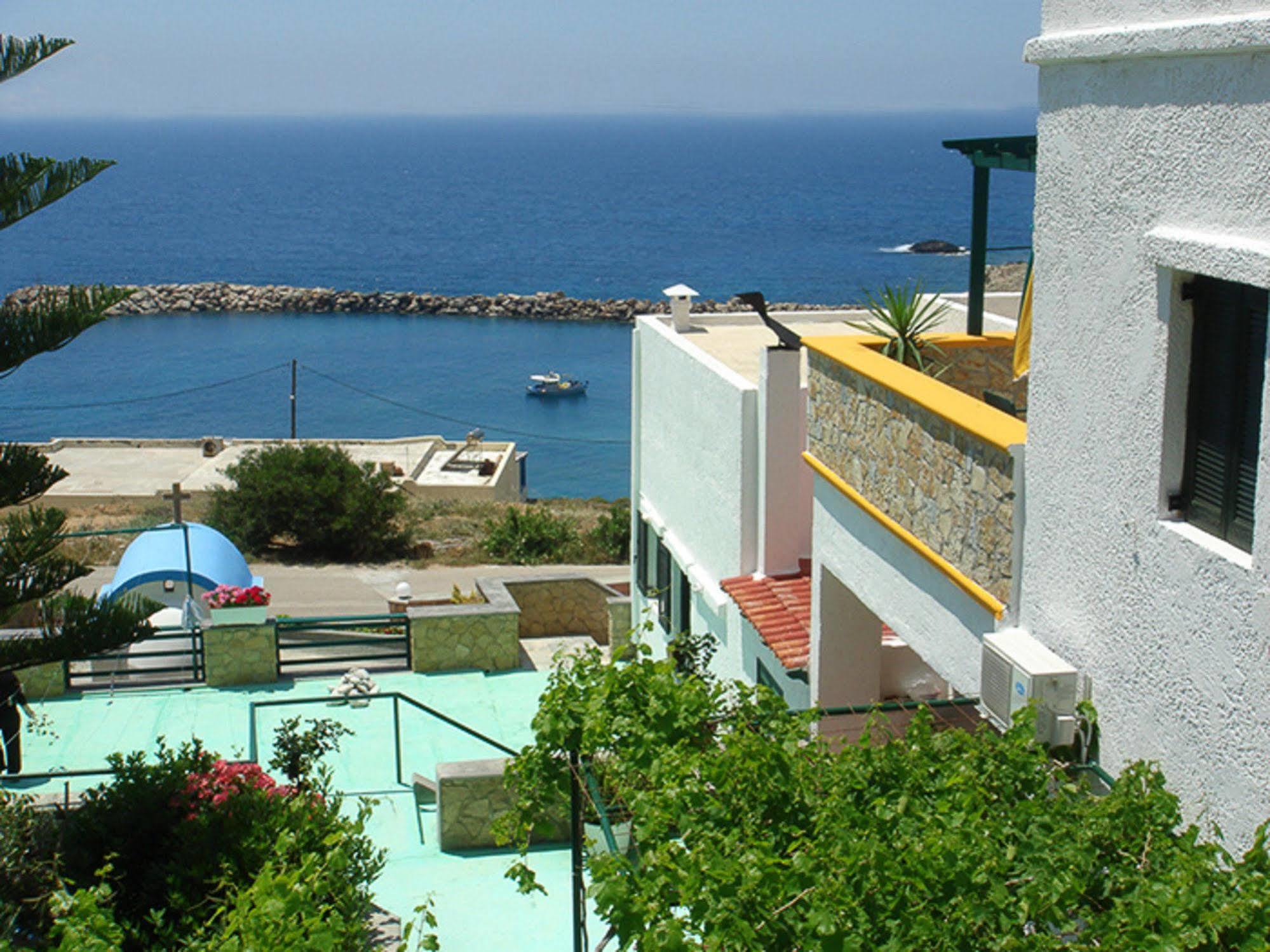 View Hotel Foinikion