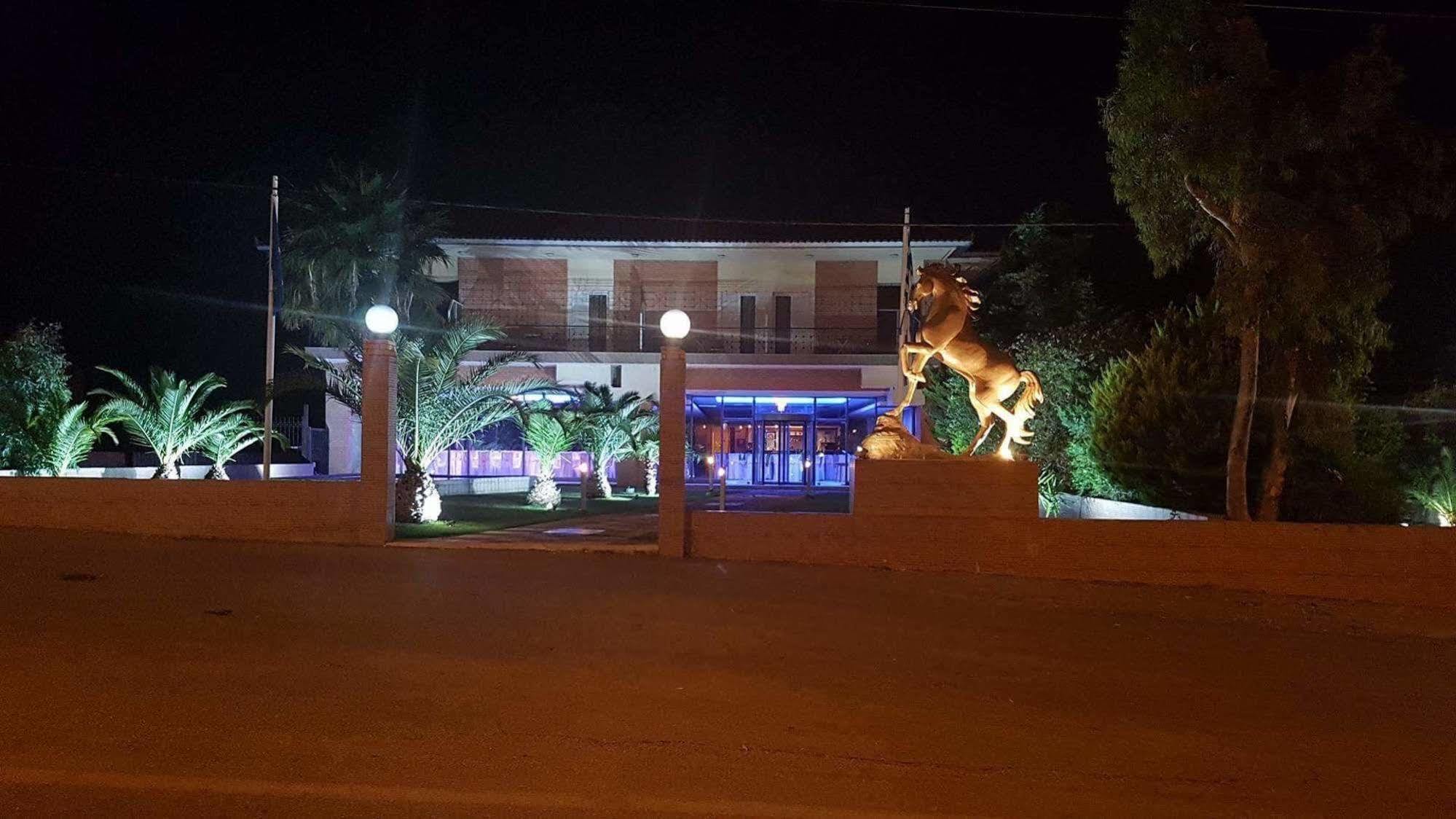 Hotel Cavallari Palace Acharnes