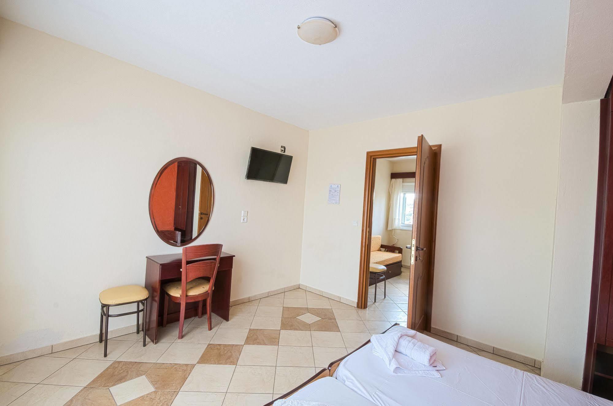 Lina Apartments Apartment Potos