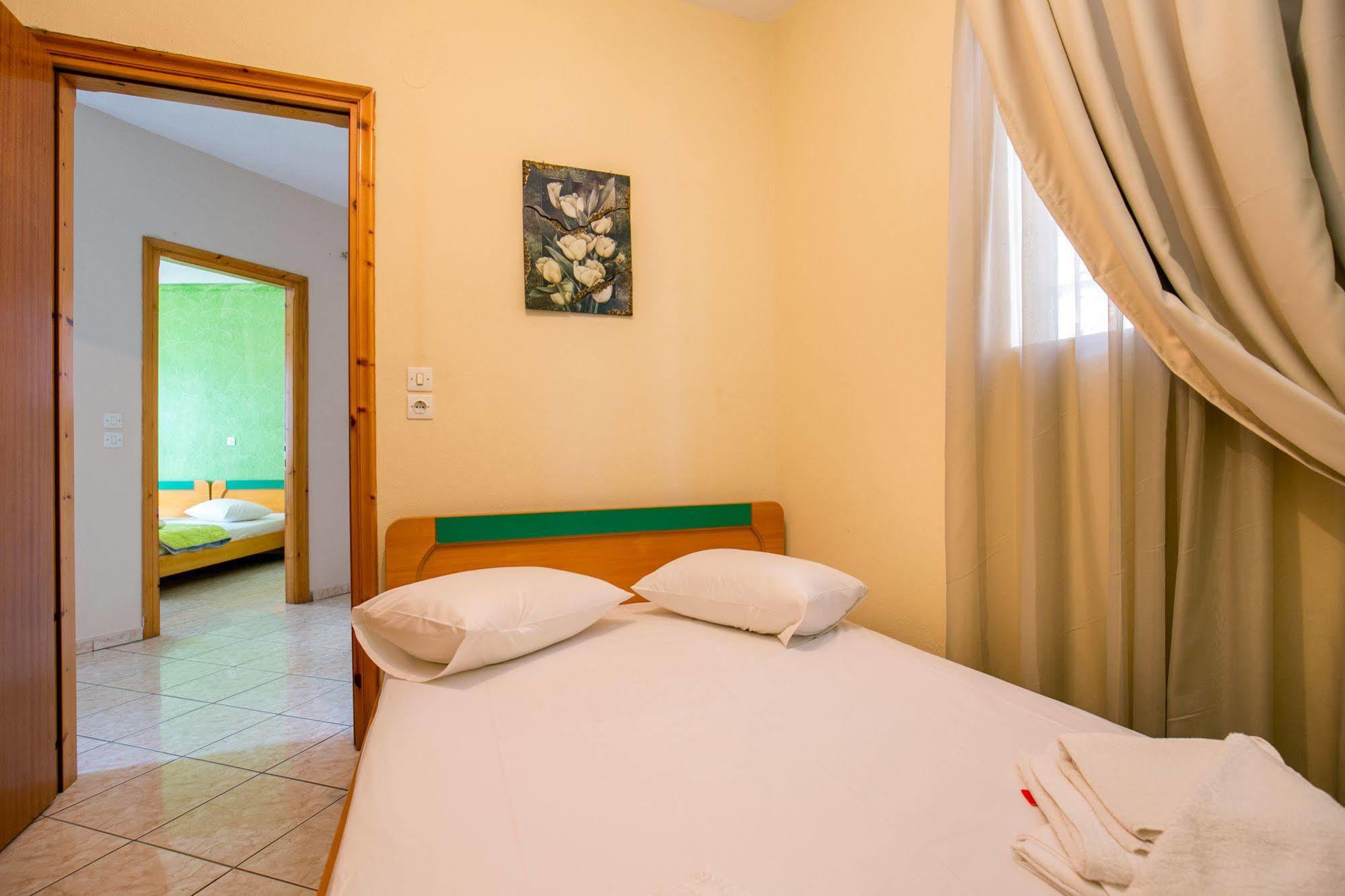 Lina Apartments