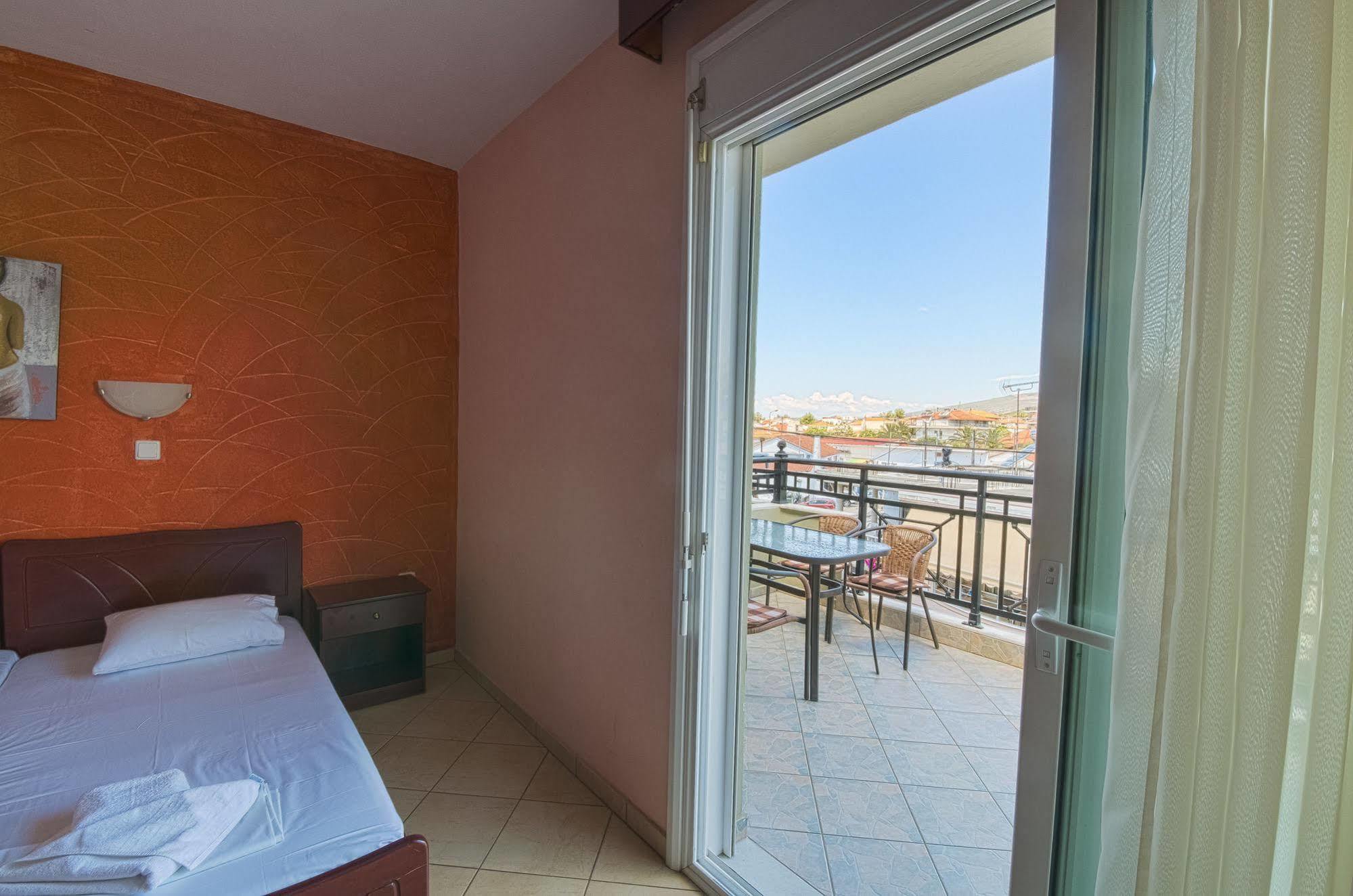 Lina Apartments Potos